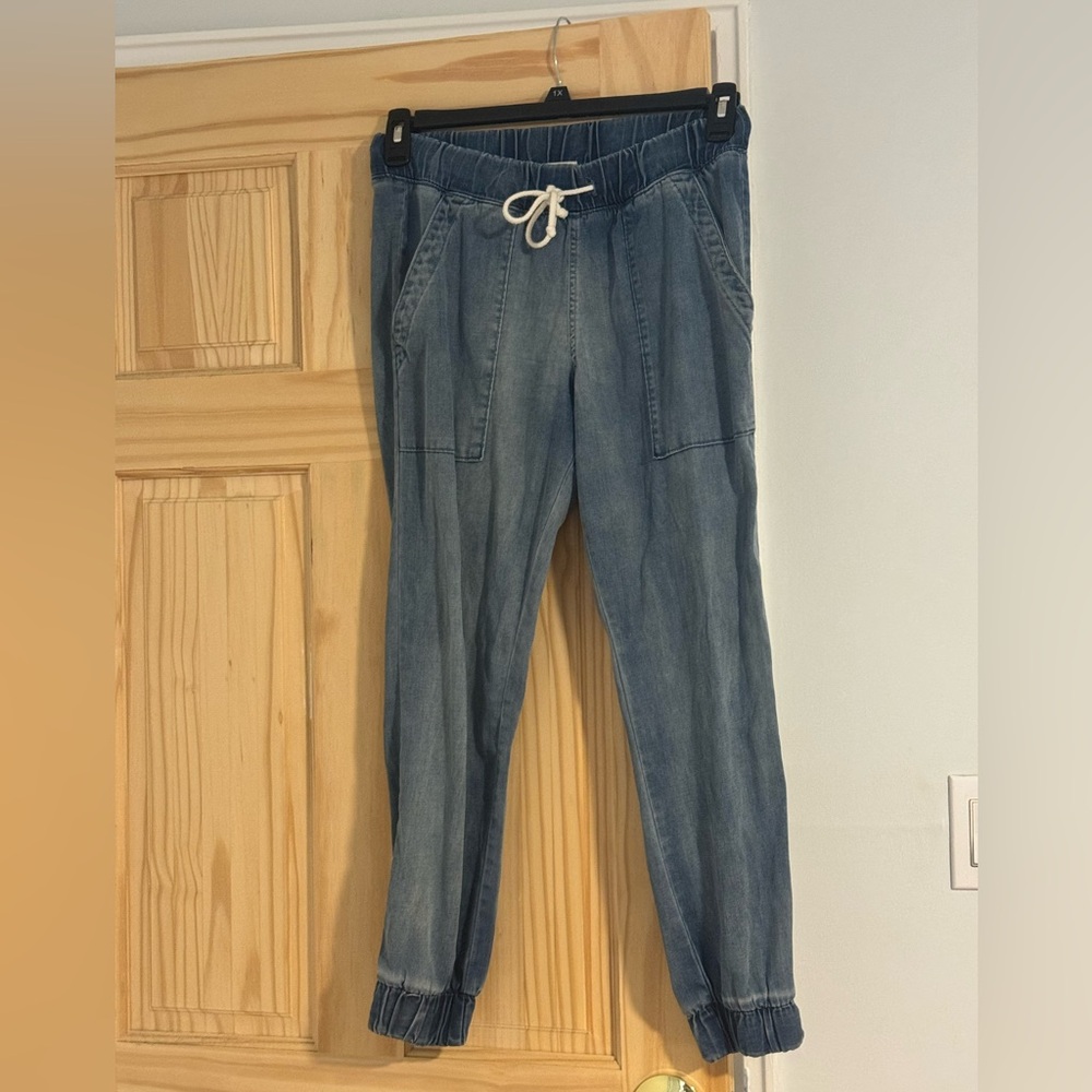 Bella Dahl Chambray Blue Jogger Pant